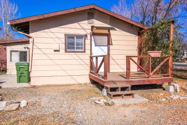 Main picture of 860 Gail Gardner Way