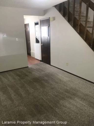 Main picture of 800 Canby St