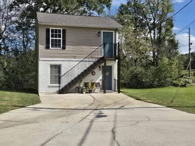 Main picture of 214 Villa Ct