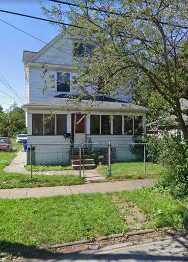Main picture of 3062 W 48th St