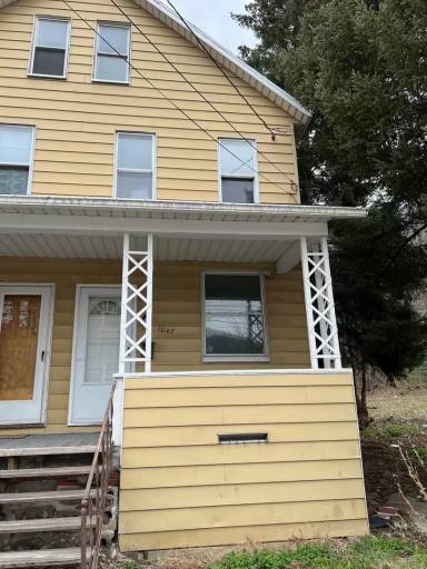 Main picture of 1045 Sunday St