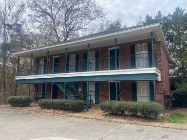 Main picture of 307 Carver Dr