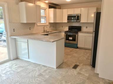 Main picture of 1481 Ridgewood Ct W