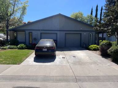 Main picture of 1810 Bandon Way