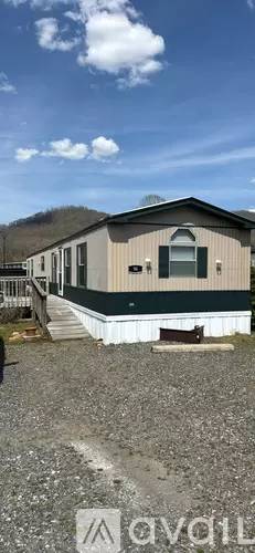 Main picture of 96 Cottonwood Ln