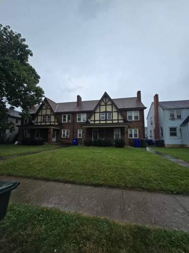 Main picture of 602 S Hague Ave