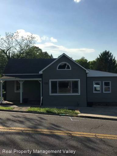 Main picture of 1407 Bridge Rd