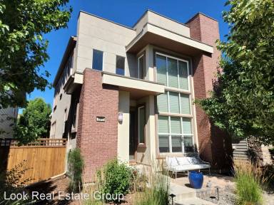 Main picture of 3373 Beeler St