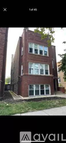 Main picture of 5220 N Christiana Ave