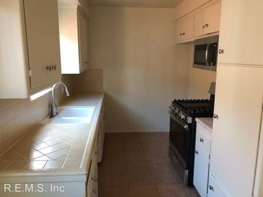 Main picture of 11915 Manor Dr