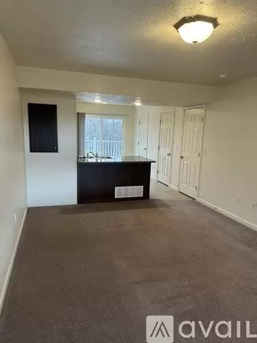 Main picture of 34 Circuit St