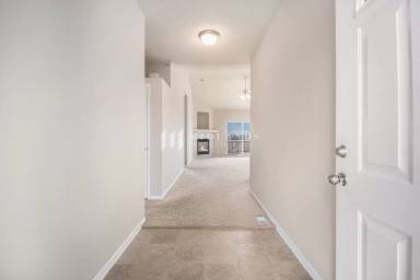 Main picture of 10502 S 26th St