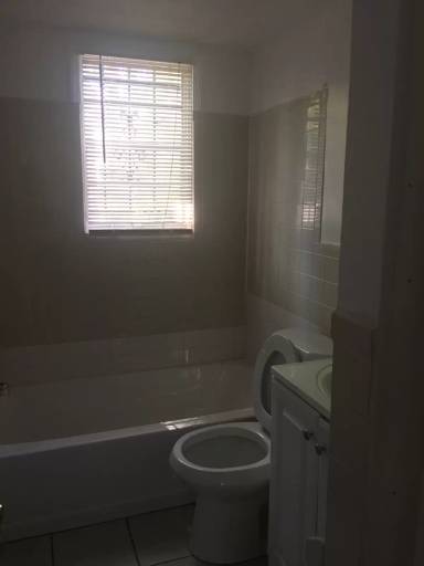 Main picture of 2916 Carriage Ln