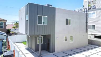 Main picture of 6756 W 86th Pl