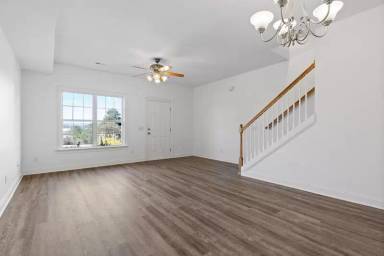 Main picture of 7502 Noah Reid Rd