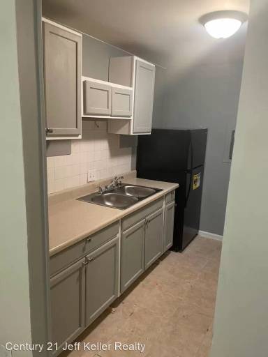 Main picture of 4500 Shannon Blvd