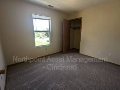 Main picture of 2463 Boudinot Ave