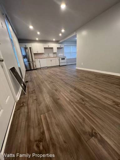 Main picture of 1017 Jane St