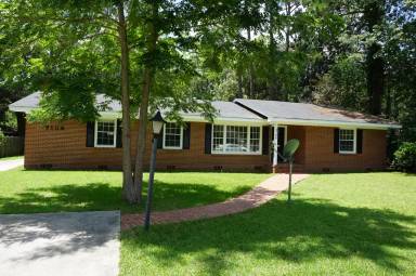 Main picture of 2106 Azalea Dr