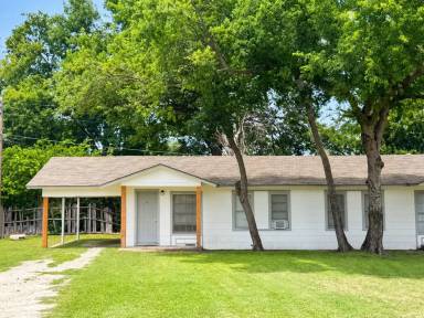 Main picture of 300 Delmar Ct