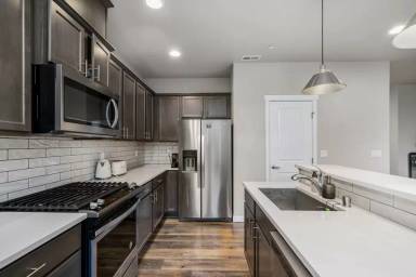 Main picture of 10459 10th Street Ct E