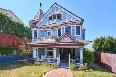 Main picture of 1639 3rd St