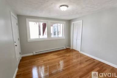 Main picture of 94 E Cottage St