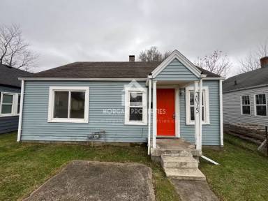 Main picture of 2015 W 18th St