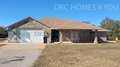 Main picture of 10761 214th St