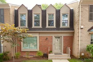 Main picture of 2135 Kings Mill Ct