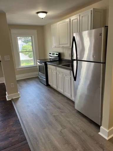 Main picture of 337 Main St