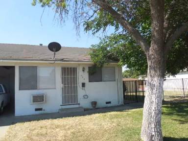 Main picture of 620 Merced St