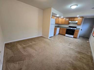 Main picture of 819 N Franklin St