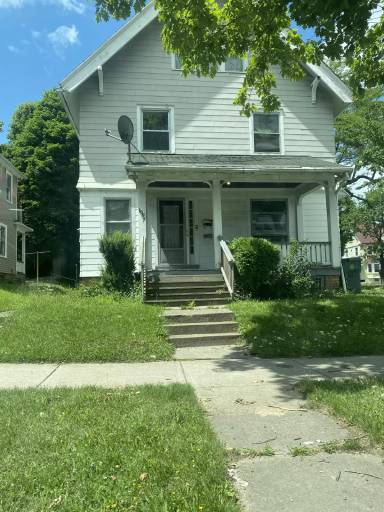 Main picture of 1097 Dewey Ave