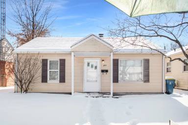 Main picture of 205 E Edgar Ave