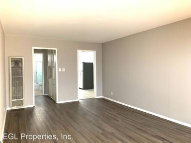 Main picture of 1426 Barry Ave