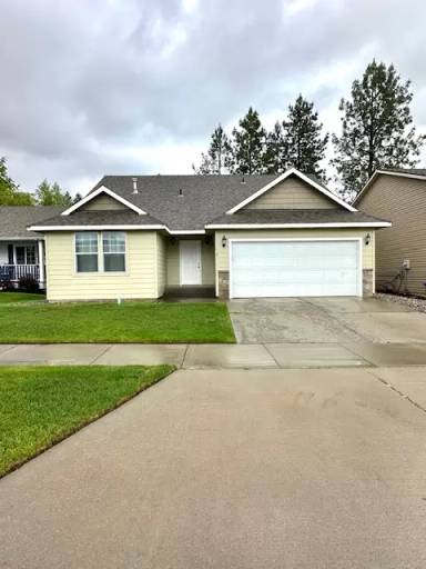 Main picture of 803 E Silver Pine Rd