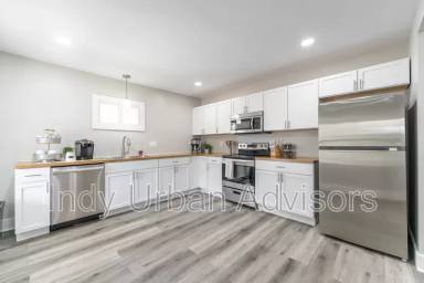Main picture of 537 N Sheffield Ave