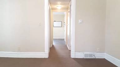 Main picture of 2515 Olive St