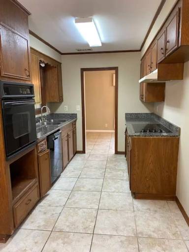 Main picture of 41 Karen Ln