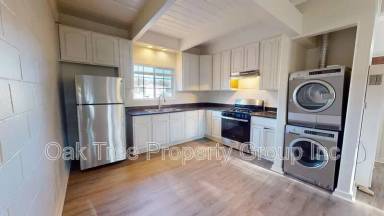 Main picture of 7867 Bancroft Ave