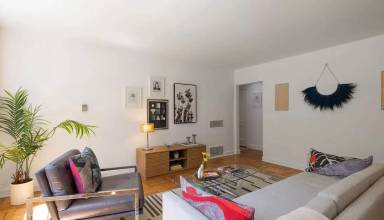 Main picture of 5340 Village Grn