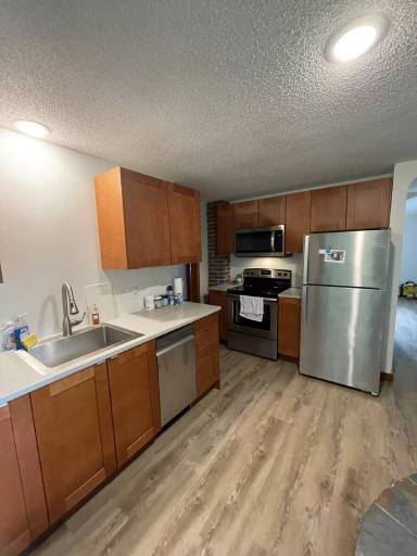 Main picture of 554 Ash St