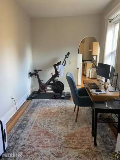 Main picture of 70 Joy St