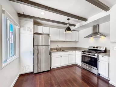 Main picture of 4039 Highland Ave