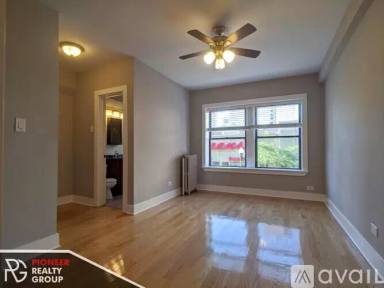 Main picture of 1164 N Dearborn Apartments