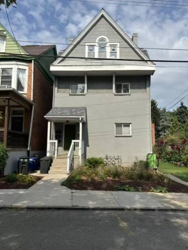 Main picture of 332 S Lang Ave