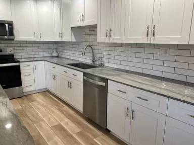 Main picture of 291 Pakalana Pl