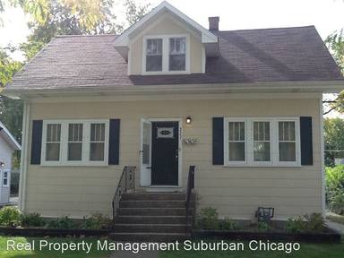 Main picture of 227 E Maple Ave