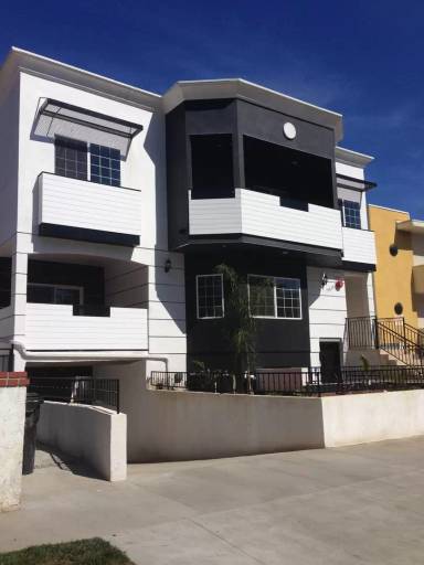 Main picture of 14639 Sylvan St